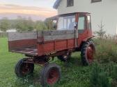 Parduodamas traktorius T-16 dalimis