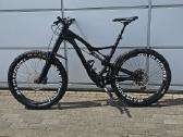 Karboninis full suspension dviratis