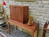 Vintažinis mid century riešutmedžio baro staliukas - nuotraukos Nr. 11
