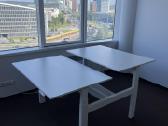 Dvigubas reguliuojamo aukščio stalas "Ahrend"