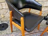 Vintažinis mid century odinis krėslas ir pufai - nuotraukos Nr. 18