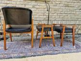 Vintažinis mid century odinis krėslas ir pufai - nuotraukos Nr. 19