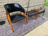Vintažinis mid century odinis krėslas ir pufai - nuotraukos Nr. 22