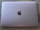 MacBook 12 atskiromis dalimis