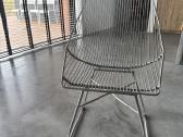 Modernios kėdės iš tvirto metalo - nuotraukos Nr. 4