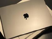 MacBook Air M3 (2024)
