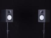 Yamaha Hs8 komplektas (kartu Hs8s, stovai)
