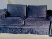 Parduodama klasikinė dvivietė sofa