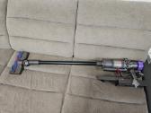 Dyson V11 parquet