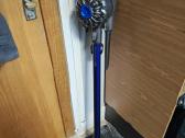Dyson v6 pilnai veikiantis