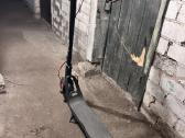 Navee V40 elektrinis paspirtukas