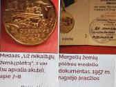 Medalis su knygute. - nuotraukos Nr. 4