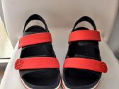 Crocs basutes J1