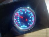 Boost gauge, turbinos matuoklis