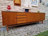 Vintažinė mid century riešutmedžio indauja/komoda