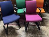 Ergonomiškos modernios biuro kėdės