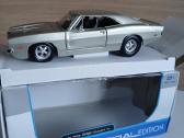 Amerikietiški 6 dešimtmečio automobiliai 1:24 - nuotraukos Nr. 12