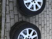 Volvo s40 tinka ant Ford be padangu.