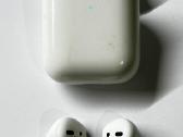 Ausinės Airpods 2 with Wireless Charging Case - nuotraukos Nr. 3