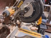 Parduodamas Dewalt skersavimo pjūklo komplektas - nuotraukos Nr. 2