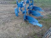 Plugas