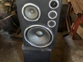 Altus 110 garso koloneles
