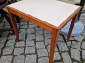 Vintažinis mid century riešutmedžio staliukas