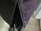 Ilgas žieminis paltas su gobtuvu ir kailiu - nuotraukos Nr. 6