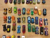 Hot Wheels mašinytės