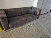Praktiškai nauja išskirtinė sofa