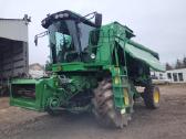 John Deere T660, kombainai