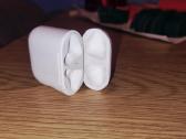 Ausiniu stotele airpod - nuotraukos Nr. 2