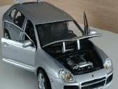 Porsche Cayenne Turbo 1:18 - nuotraukos Nr. 2