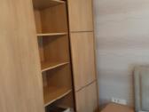 Spinta su slankiojančia sistema