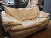 Paruodama odinė sofa - nuotraukos Nr. 3