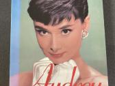 Knyga Audrey Hepburn a life in pictures