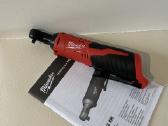 Nauji Milwaukee m12 Terkle ir kampinis verzliasuki - nuotraukos Nr. 5
