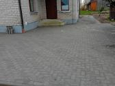 Tvarkome prasėdimus. Klojame trinkeles - nuotraukos Nr. 24