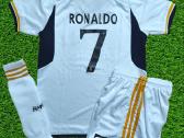 Ronaldo futbolo apranga