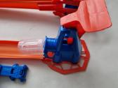 Hot Wheels didžiulė lenktynių trasa su triukais - nuotraukos Nr. 13
