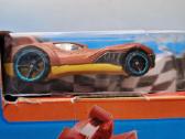 Hot Wheels didžiulė lenktynių trasa su triukais - nuotraukos Nr. 10