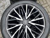 215/50/r18 Toyota Yaris Cross ratlankiai - nuotraukos Nr. 3