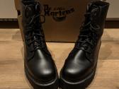 Dr. Martens Jadon 2