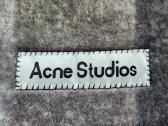 Stilingas Acne Studios šalikas - nuotraukos Nr. 3