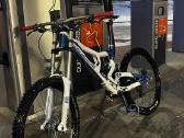 Downhill dviratis