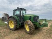 Traktorius John Deere 7530