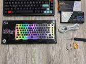 Glorious Gmmk Pro 75% + Panda + Pc plate