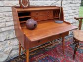 Vintažinis mid century tikmedžio rašomasis stalas