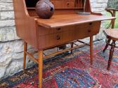 Vintažinis mid century tikmedžio rašomojo stalas - nuotraukos Nr. 34