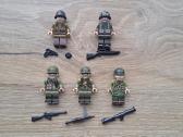 Lego Brickmanija minifigureliu analogas - nuotraukos Nr. 30